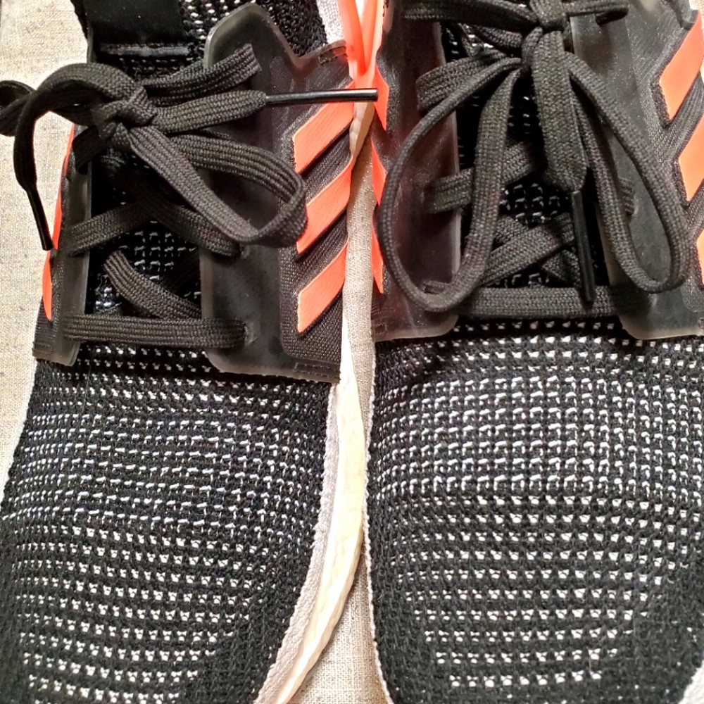 Adidas Boost 19 Continental
